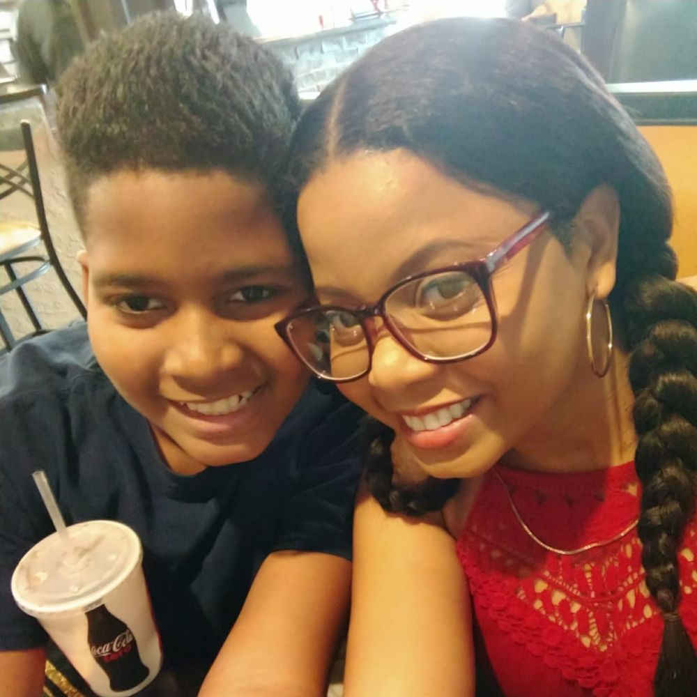 Meet your Posher, Nickei